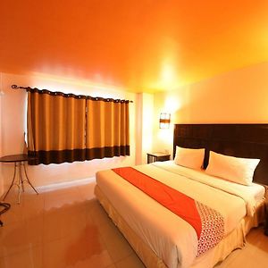 Oyo 126 Patong Station House